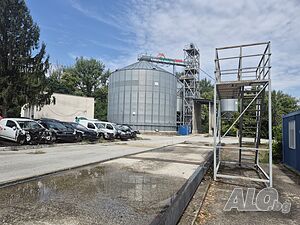 Действаща зърнобаза Industrial premises 5036 sq. m. | Warehouses, industrial and agricultural properties | Pavlikeni