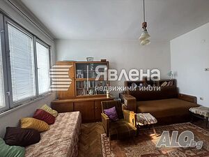 🏡 ЕКСКЛУЗИВНО ОТ ЯВЛЕНА! Двустаен апартамент с отлична локация и потенциал за преустройство! 🔑 1-Bedroom 57 sq. m. Brick 1979 y. First residential floor | Apartments | Tsentar Yambol